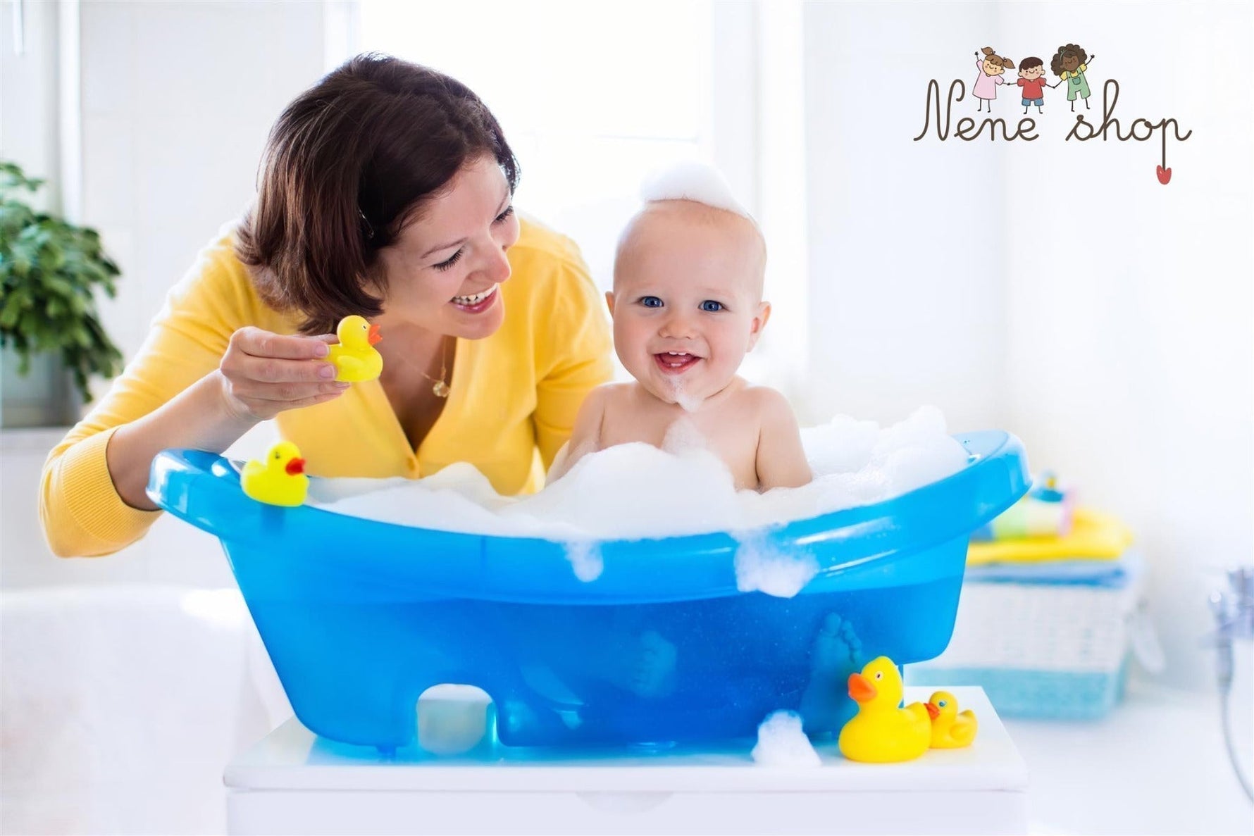 IL BAGNETTO DEL NEONATO: COME E QUANDO FARLO