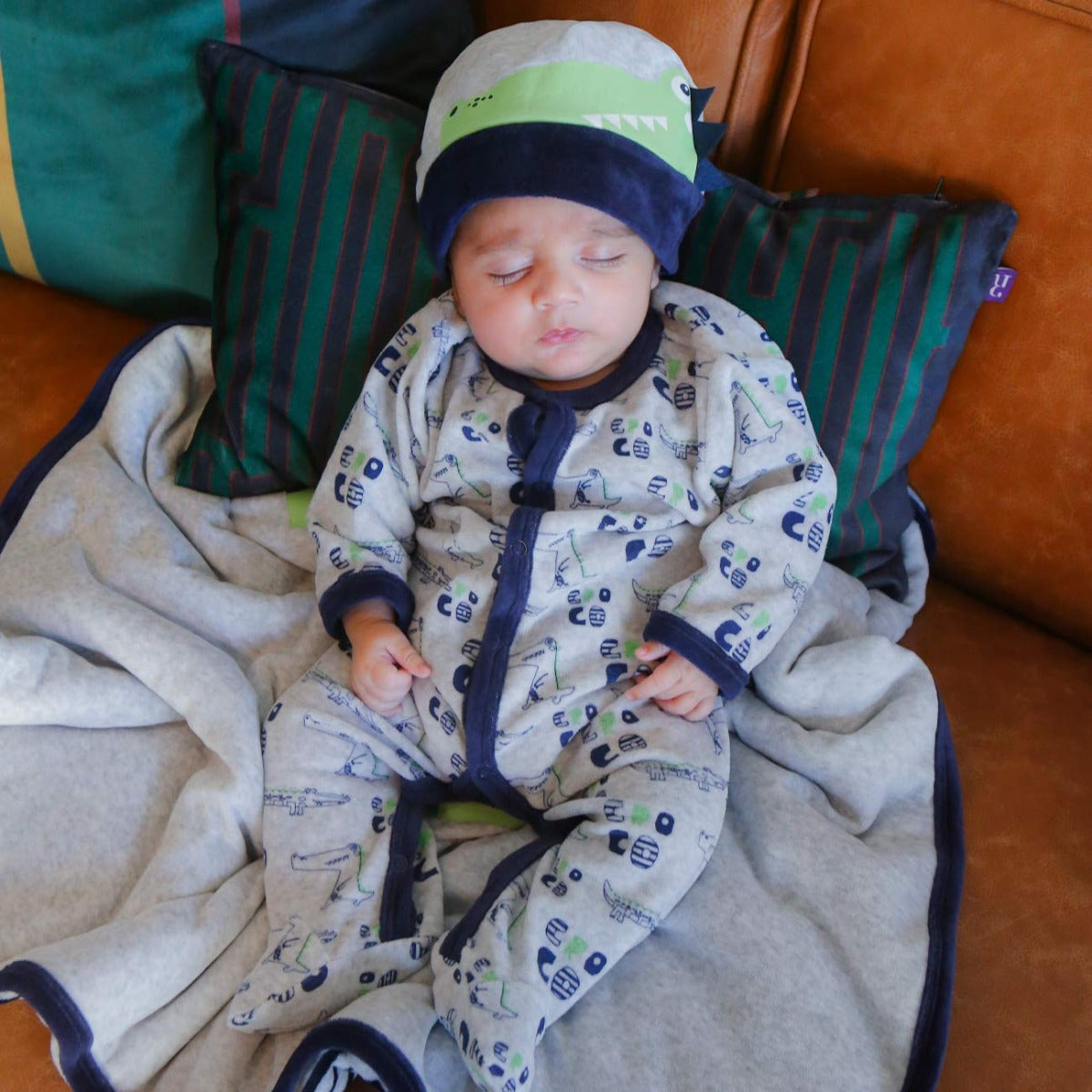 copertina neonato nascita ciniglia coccodrillo