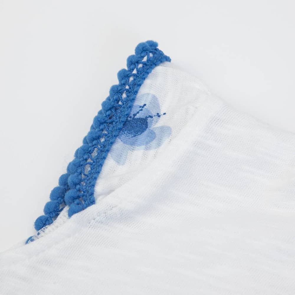 COMPLETO NEONATA BAMBINA ESTIVO "FIORI BLU" - dettaglio manica