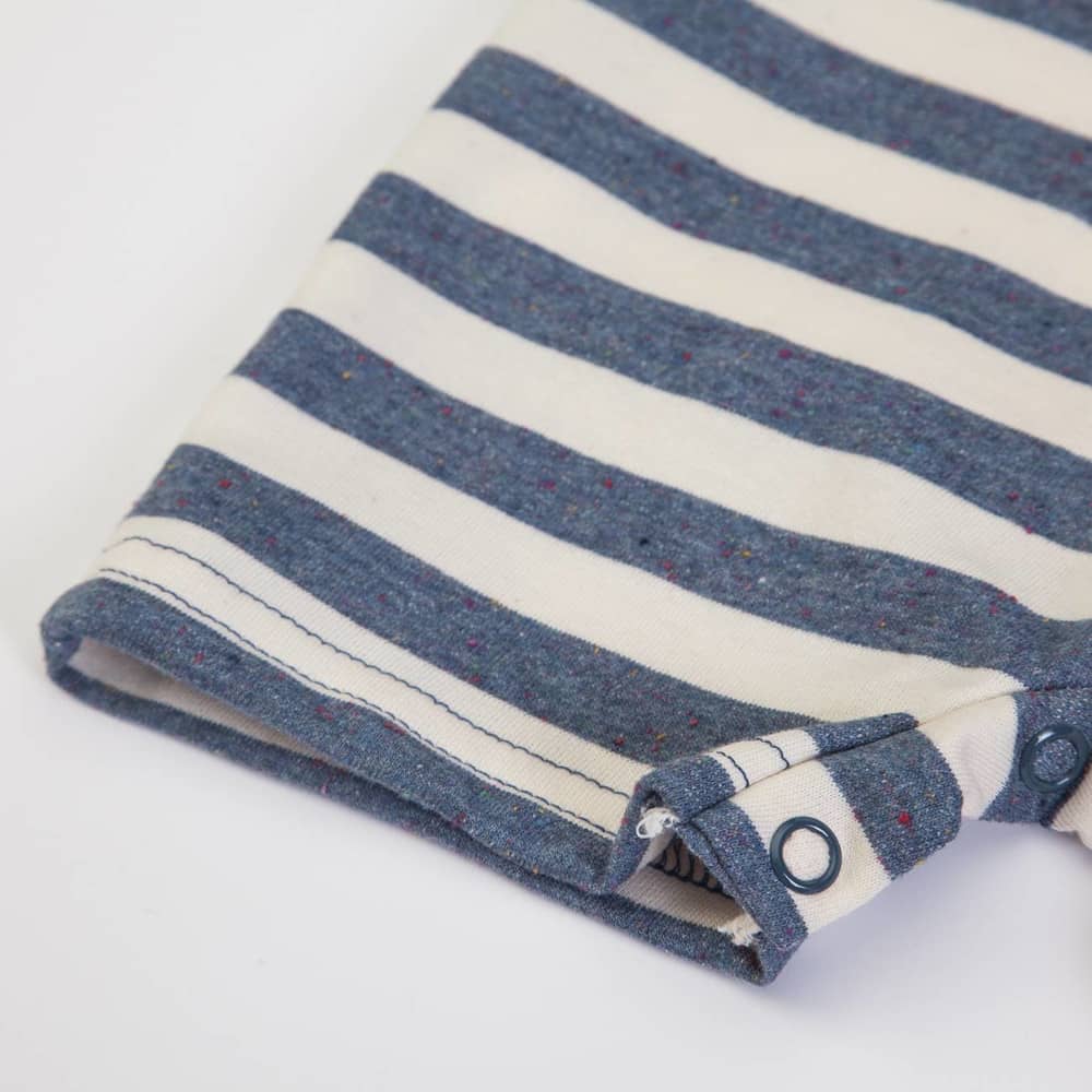 PAGLIACCETTO SALOPETTE MEZZA MANICA A RIGHE "PESCIOLINI" - particolare gamba