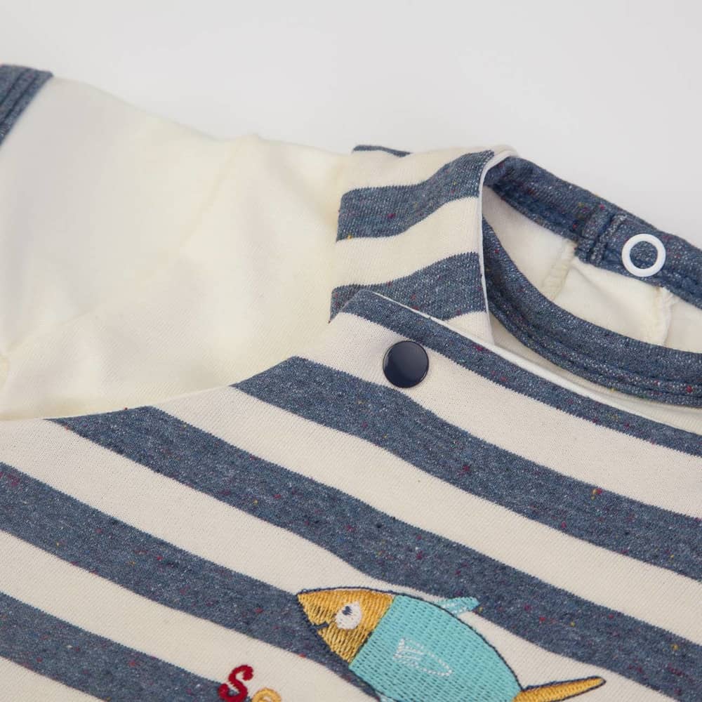 PAGLIACCETTO SALOPETTE MEZZA MANICA A RIGHE "PESCIOLINI" - particolare salopette