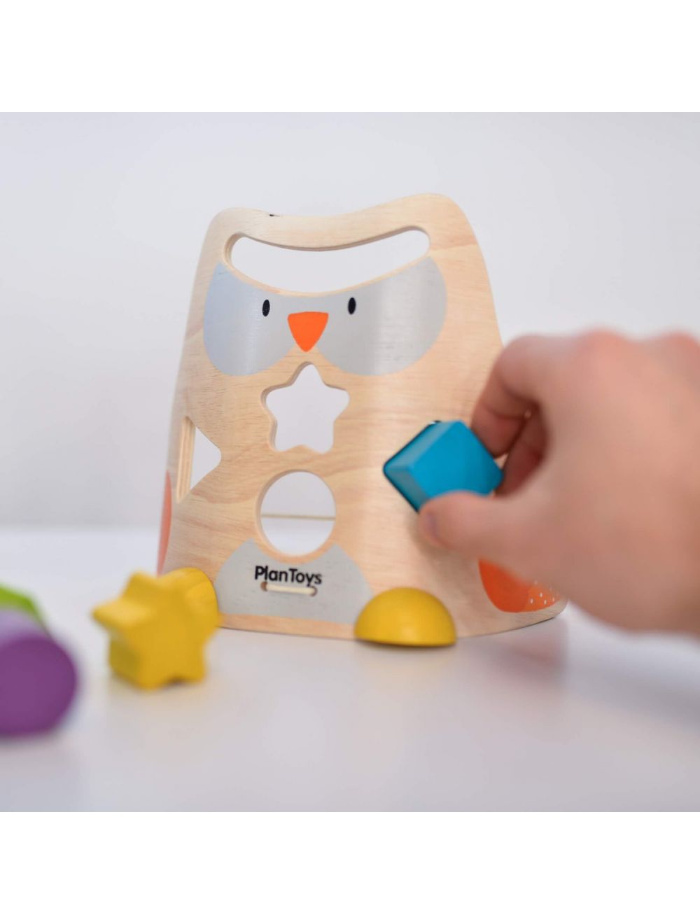Plan toys owl shop sorter